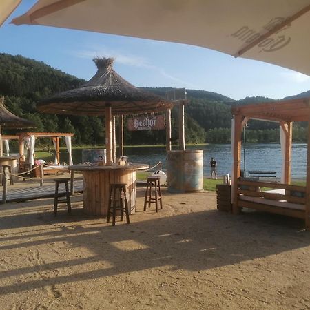 Zwei Schlafzimmer Ferienapartment Anna Am Stubenbergsee Inklusive Vier E-Bikes Экстерьер фото