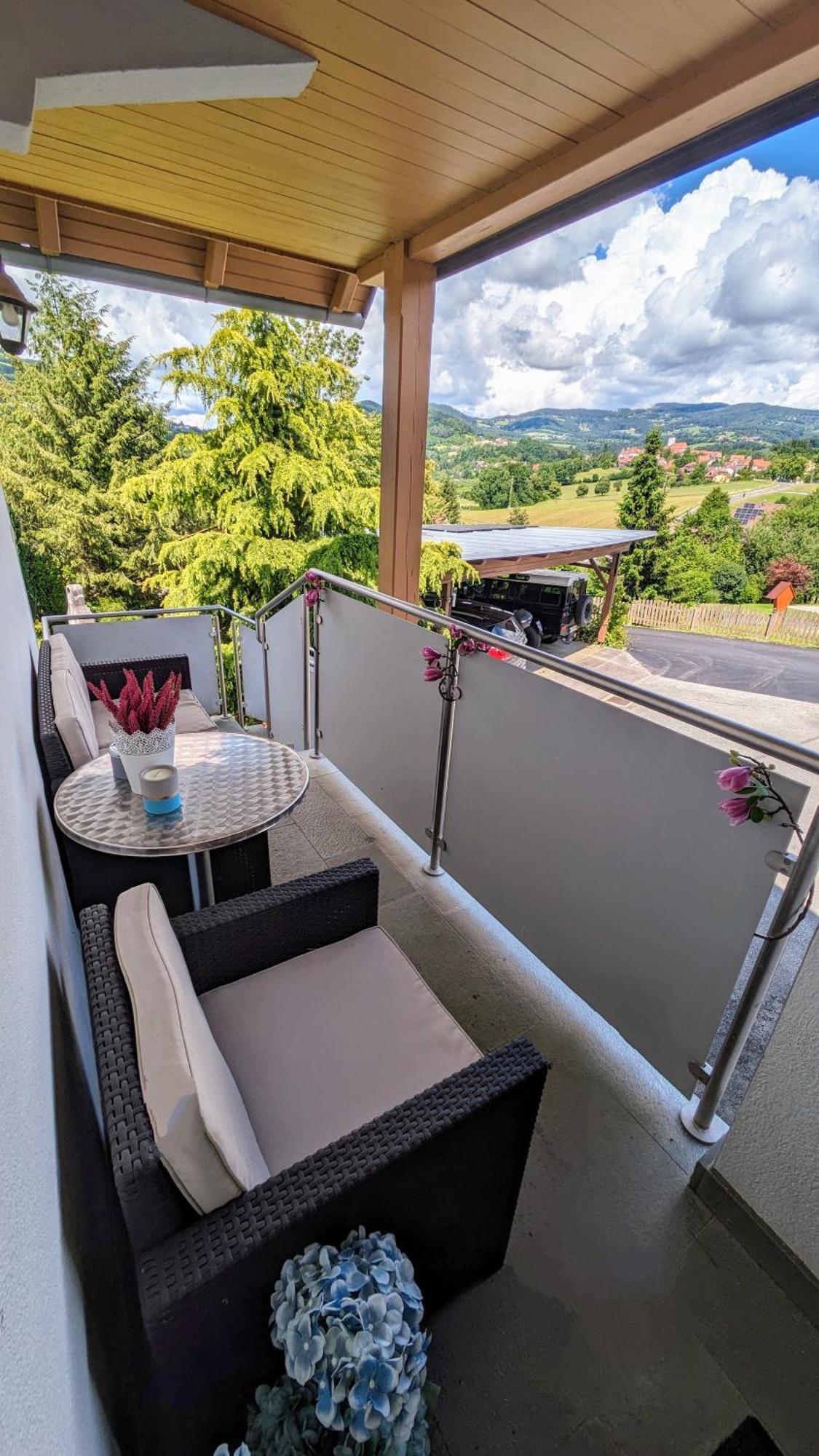 Zwei Schlafzimmer Ferienapartment Anna Am Stubenbergsee Inklusive Vier E-Bikes Экстерьер фото